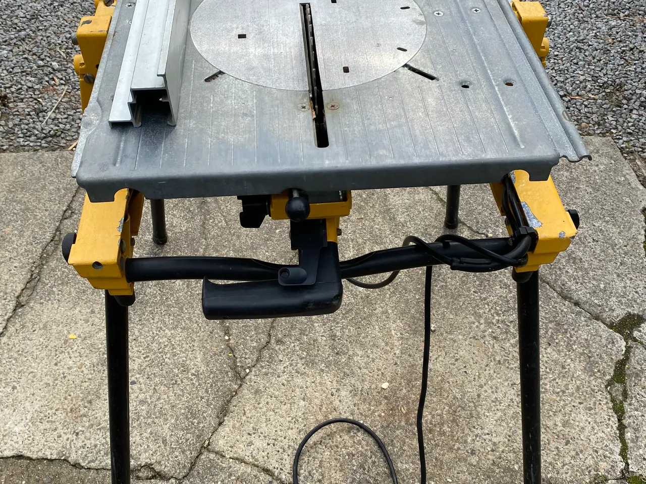 Billede 3 - DeWalt 743 vendbar kap geringssav