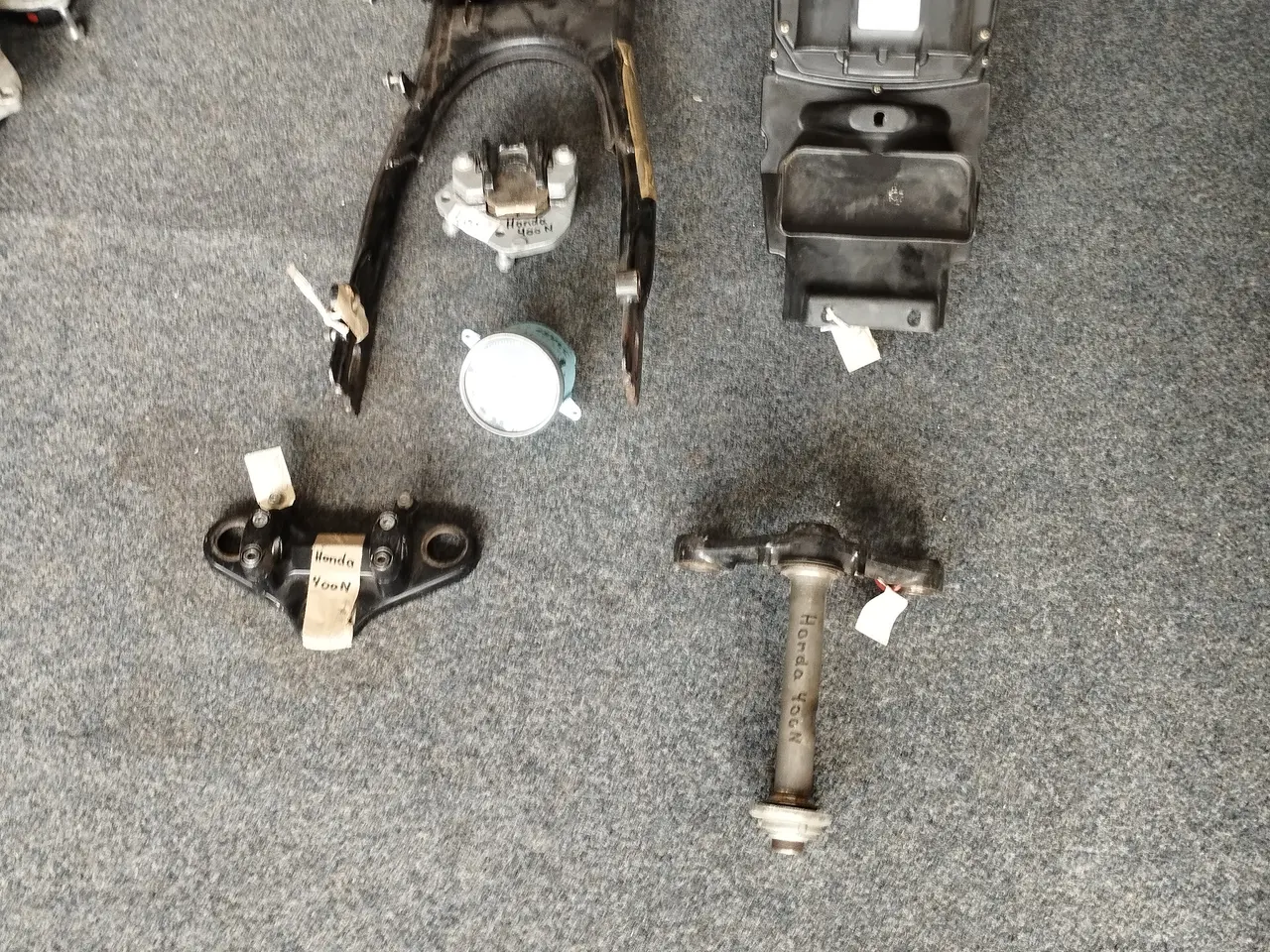 Billede 3 - Honda CB 400 N. Reservedele ( se %)