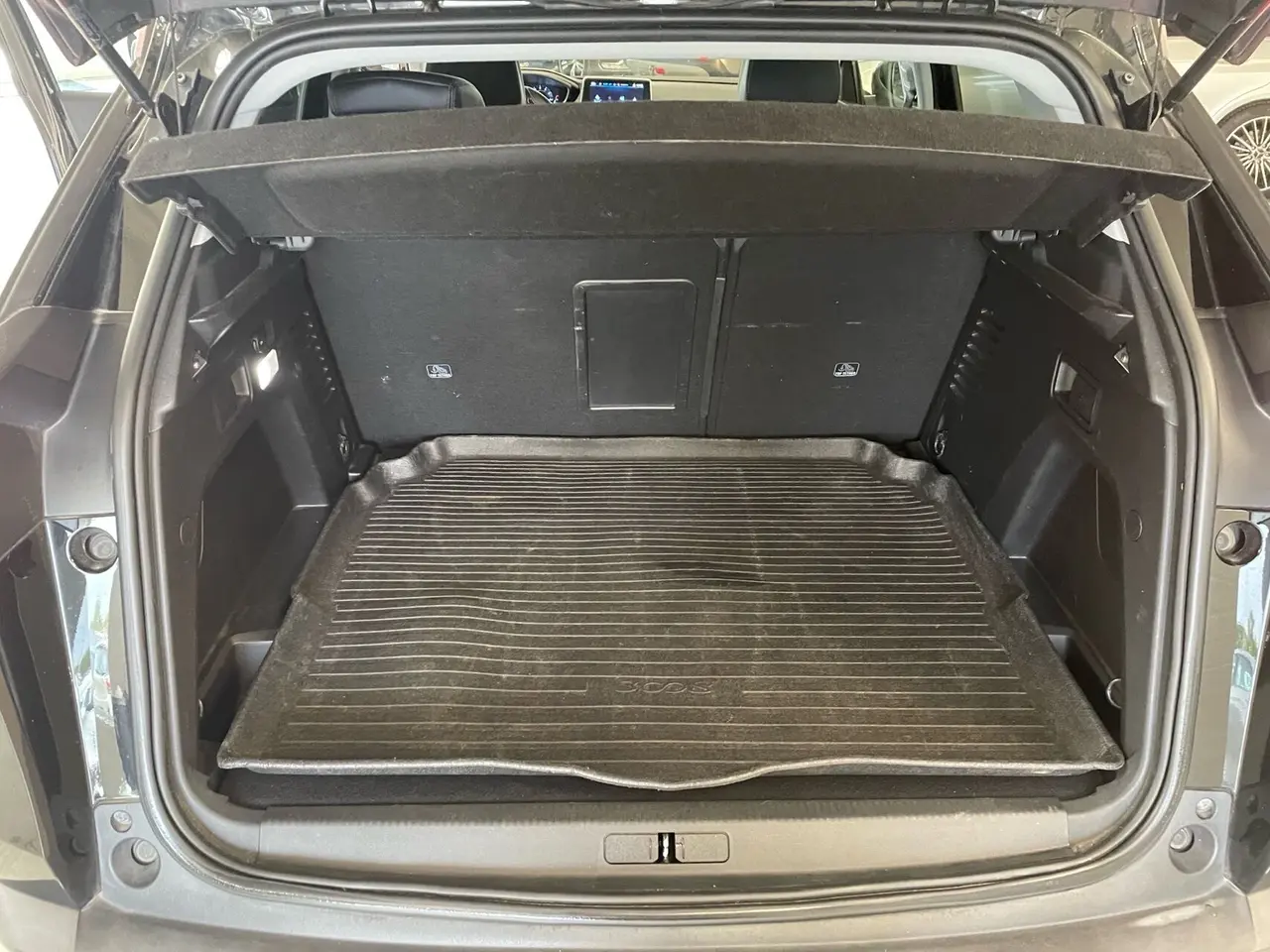 Billede 10 - Peugeot 3008 1,2 e-THP Allure 130HK 5d 6g