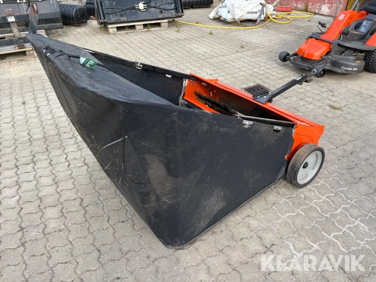 Billede 5 - Græsopsamler HUSQVARNA 44” High Speed