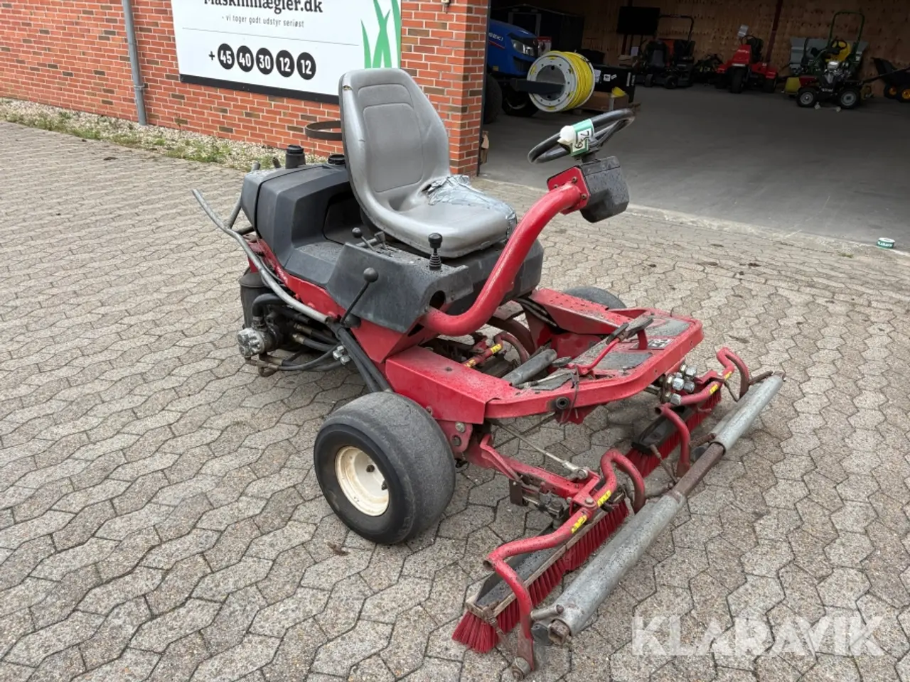 Billede 7 - Triplexklipper Toro Greensmaster 3200-D med børster