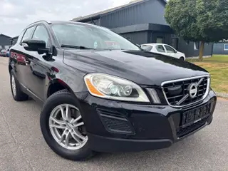 Volvo XC60 2,4 D5 215 Momentum aut. AWD Van