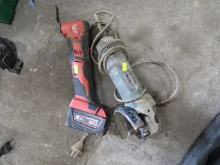 Akku multicutter MILWAUKEE med batteri og vinkelsliber MAKITA