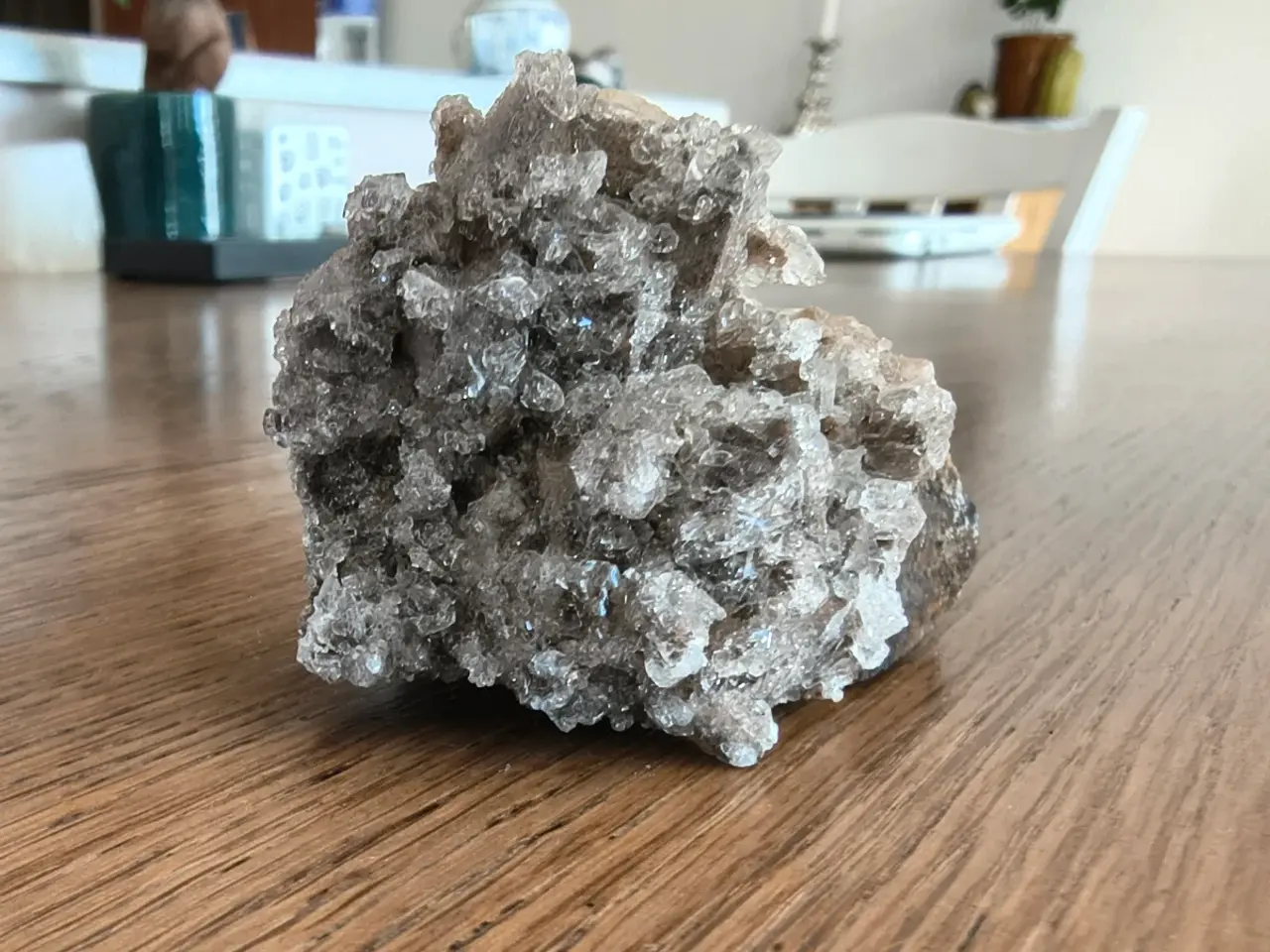 Billede 2 - Højkvalitets dog tooth calcit m. yttrium fluorit