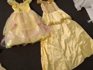 Diverse udklædning kjole til salg størrelse 7 -14