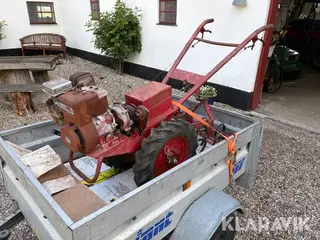 Plov og harvemaskine