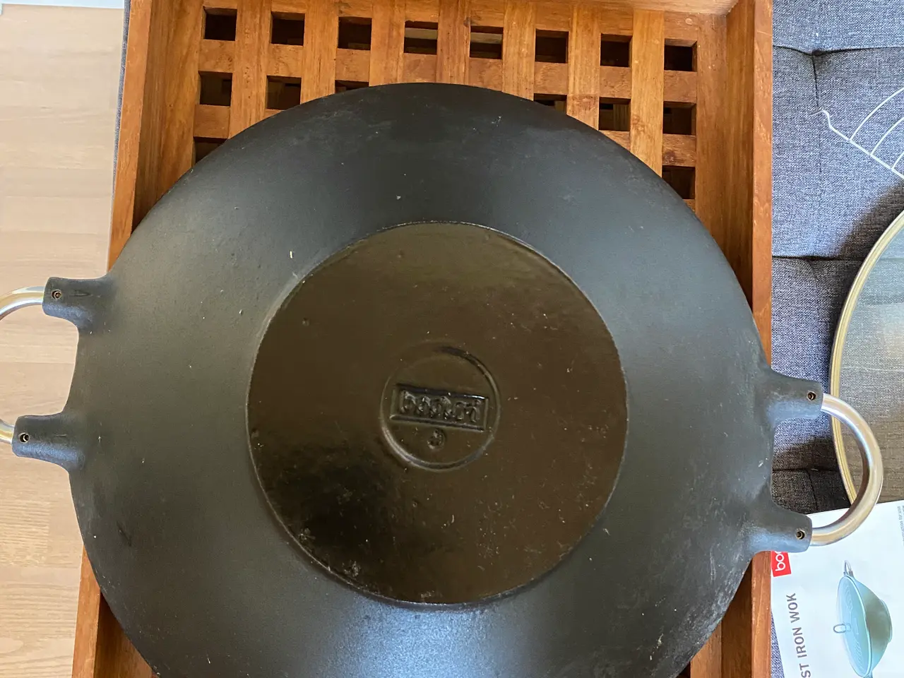 Billede 5 - Wok med låg og rist og spisepinde