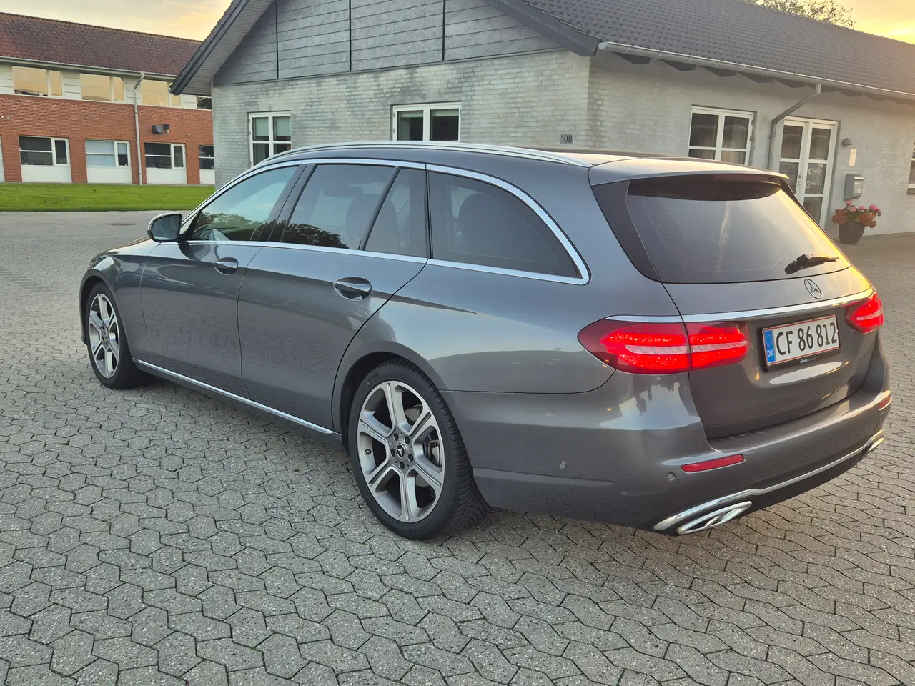 Billede 4 - Mercedes E220d Avantgarde St.car