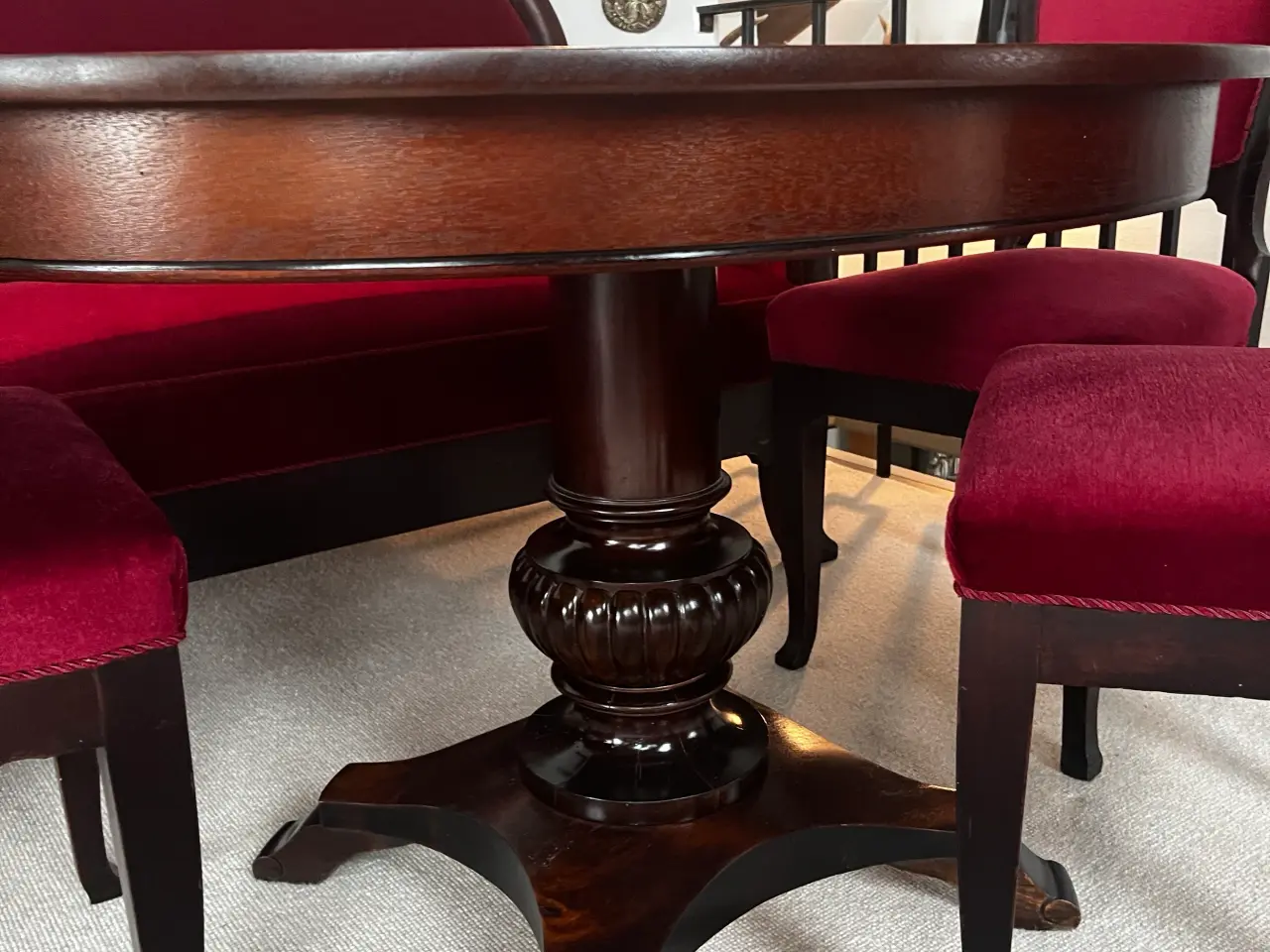 Billede 3 - Antik sofagruppe. Sofa, ovalt bord, 4 stol, lænest