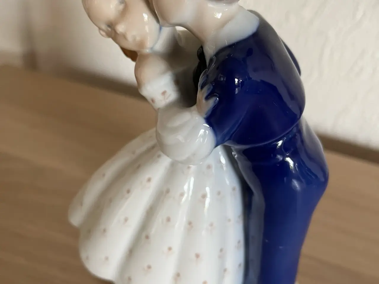 Billede 2 - Figur fra Bing &Grøndal
