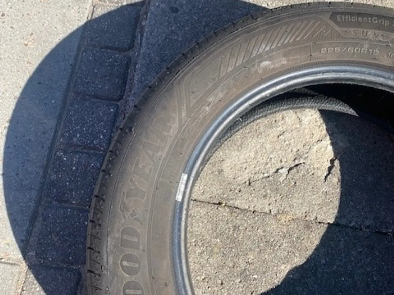 Billede 2 - Goodyear sommerdæk. lidt brugt, 7 mm tilbage.