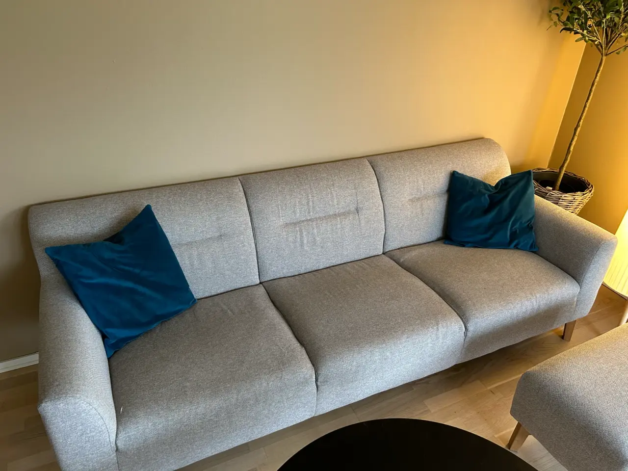 Billede 3 - 3-pers sofa med puff
