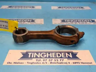 John Deere 6359T Plejlstang R80032