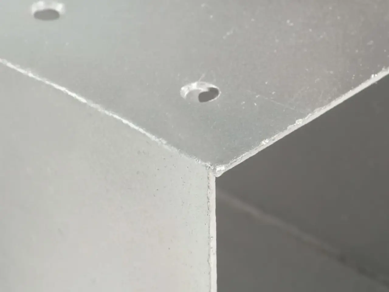 Billede 2 - Stolpebeslag Y-form 4 stk. 71x71 mm galvaniseret metal