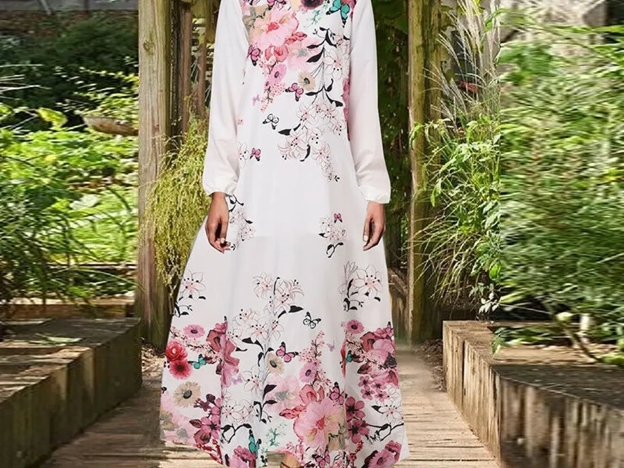 Billede 3 - Elegant Zanzea Kjole/maxi. Str: medium og large