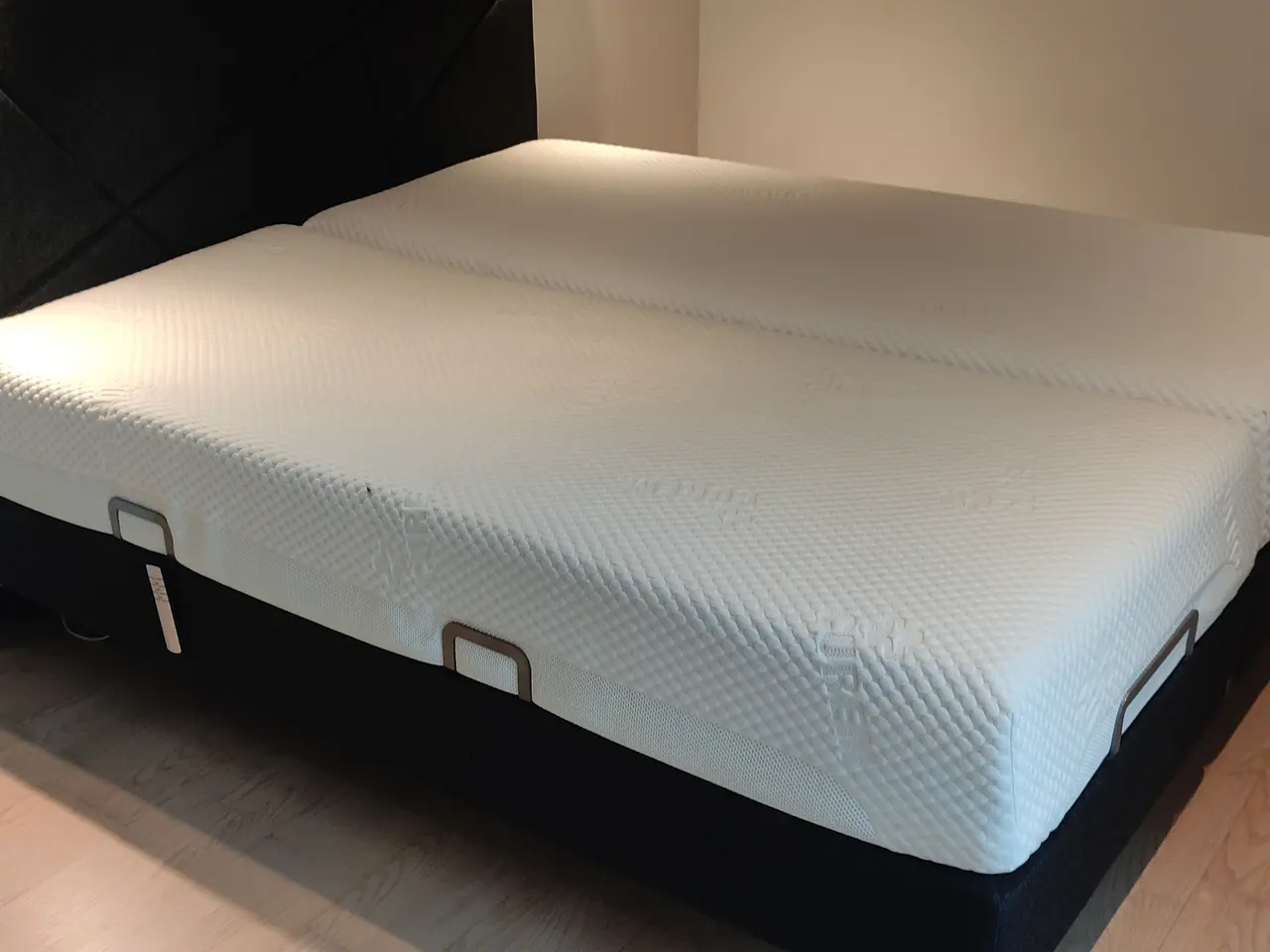 Billede 1 - Luksus Curem elevationsseng 180x200 - komplet