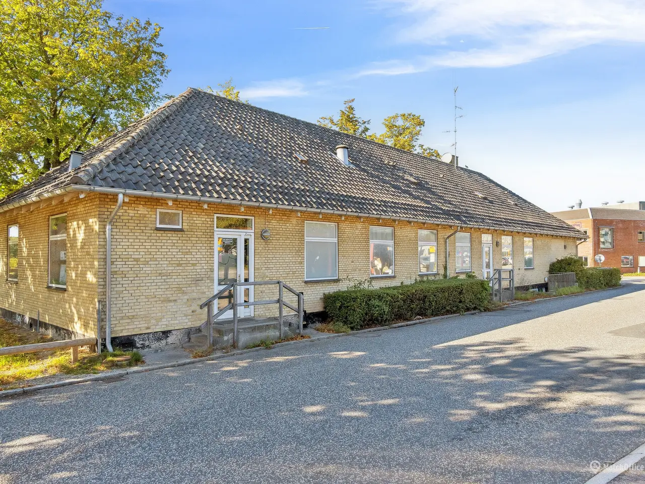 Billede 1 - Centralt placeret kontorlejemål i Hillerød