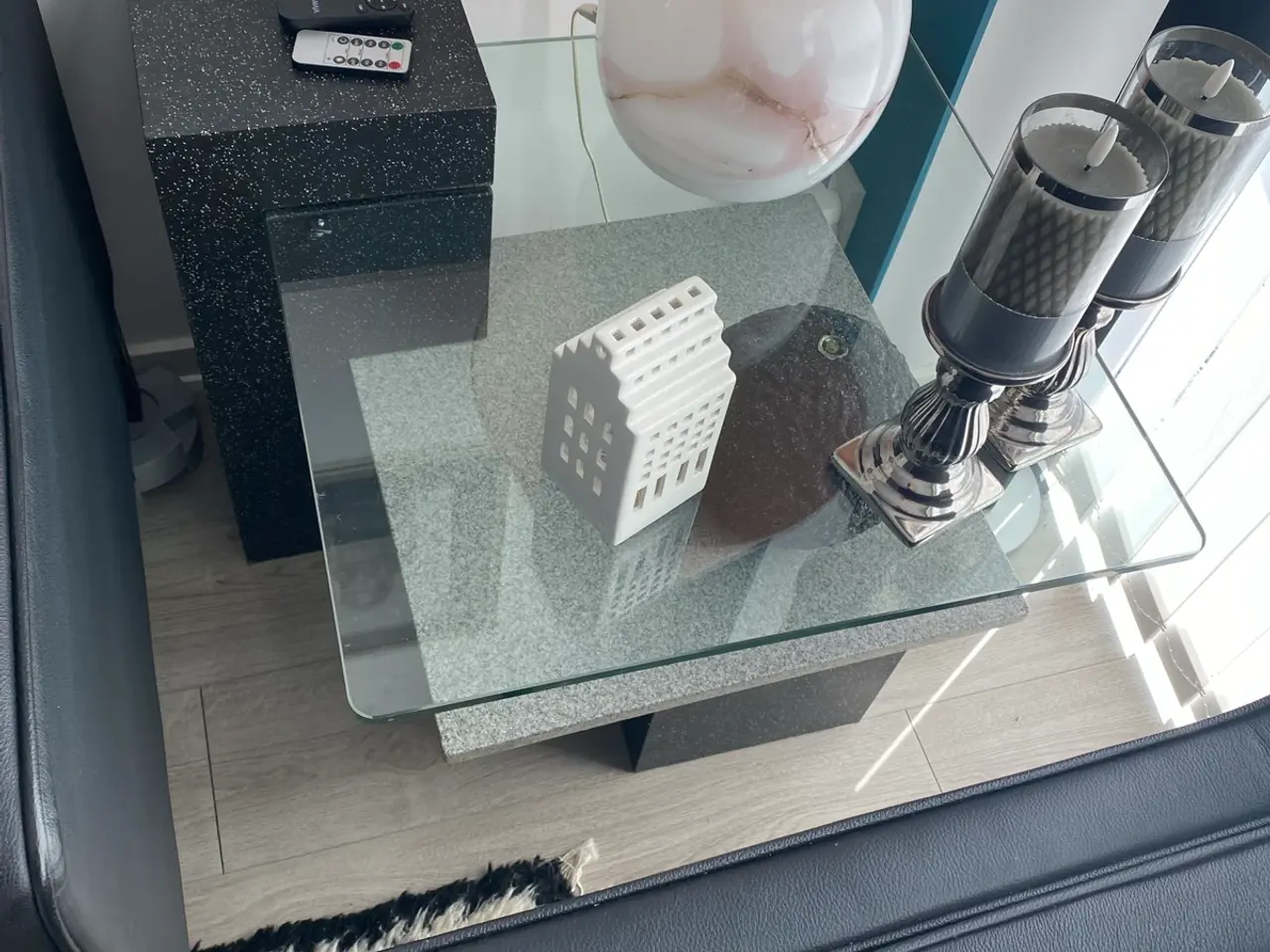 Billede 10 - Glasbord med granithylde under