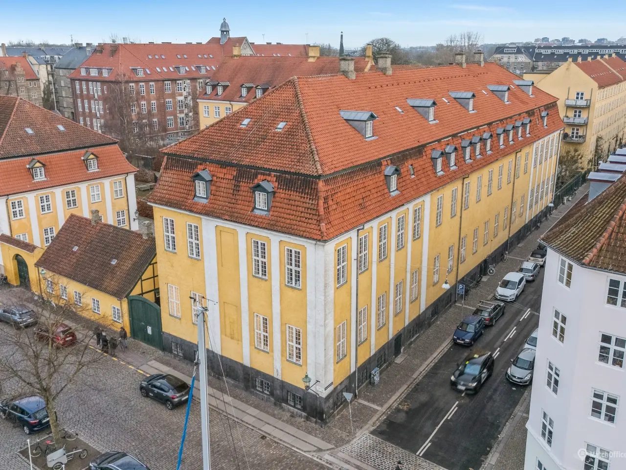Billede 1 - Kontorlejemål med helt særlig beliggenhed