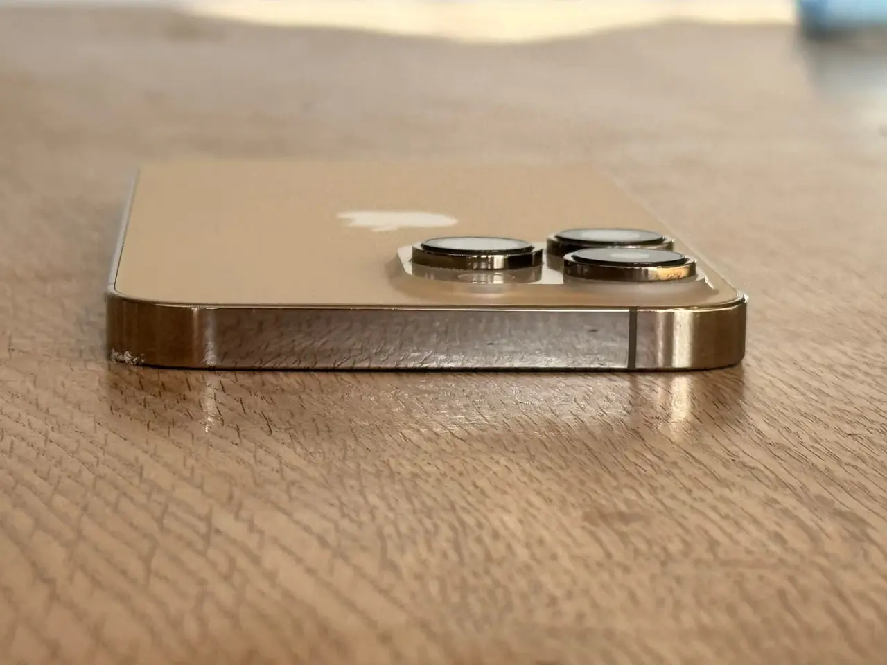 Billede 7 - iPhone 14 Pro Max, 512 GB, Guld, God stand