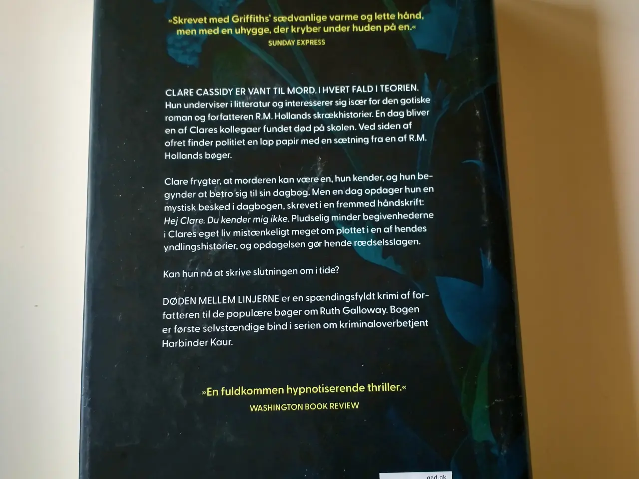 Billede 2 - Døden mellem linjerne. Af Elly Griffiths