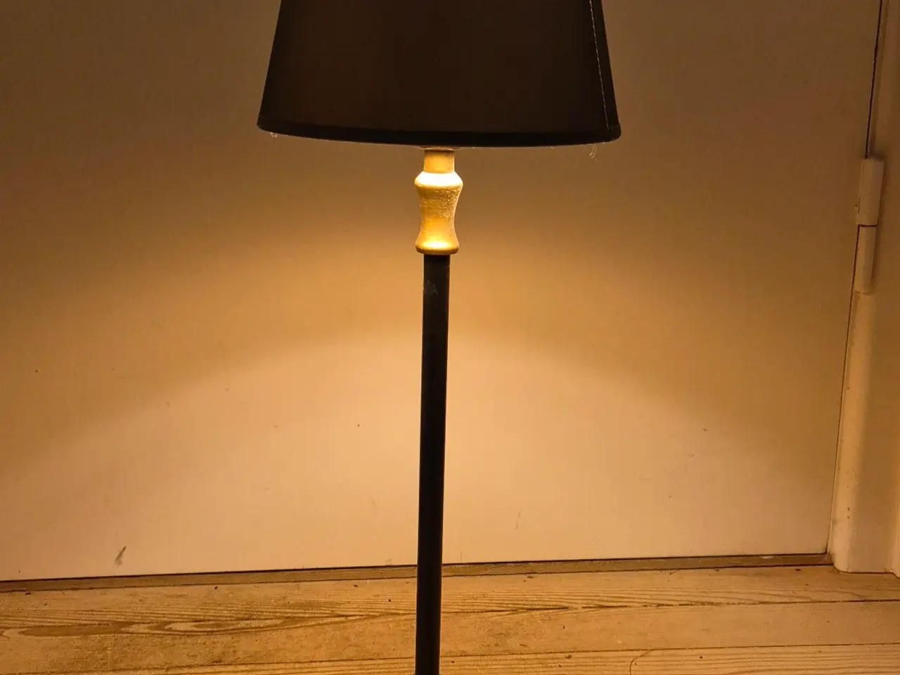 Billede 5 - Høj statelig bordlampe
