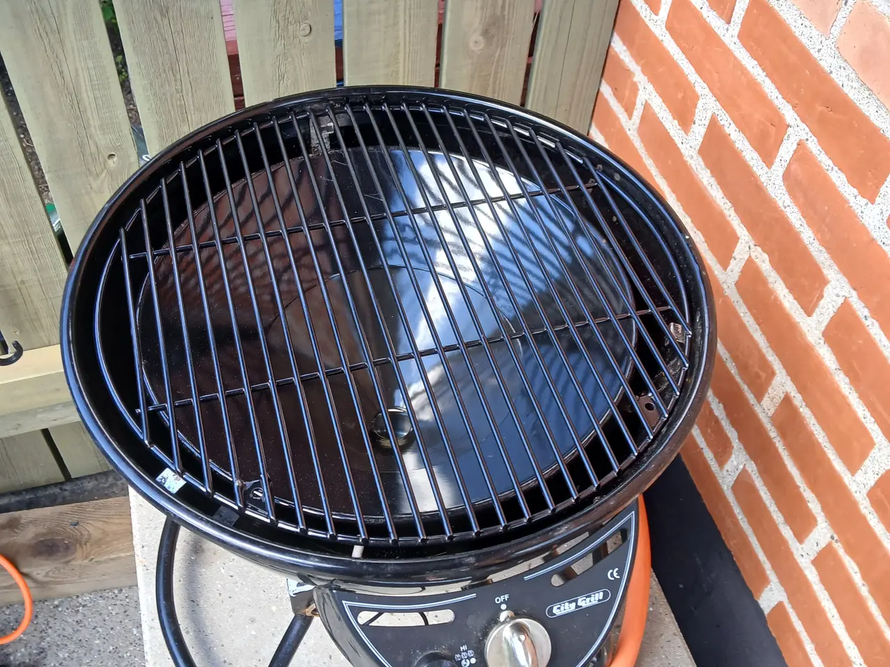 Billede 3 - Gaskuglegril Outdoorchef P420 som ny med taske