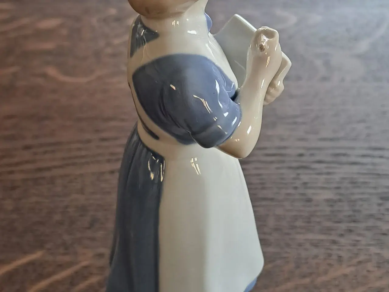 Billede 6 - Sygeplejerske Porcelænsfigur