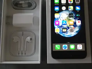 Iphone 6 sort 64GB. Pæn stand.