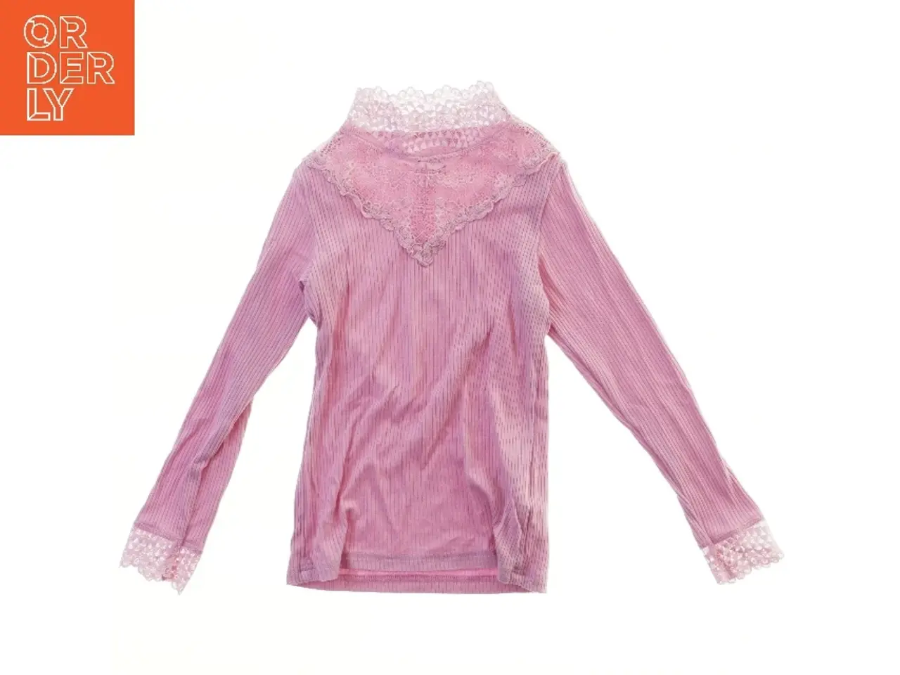 Billede 1 - VRS (str. 98) Langærmet bluse med blondedetaljer