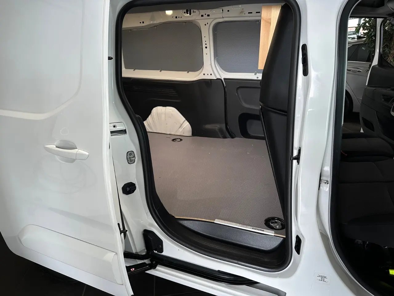 Billede 14 - Peugeot Partner 1,5 BlueHDi 130 L2V2 Ultimate EAT8 Van