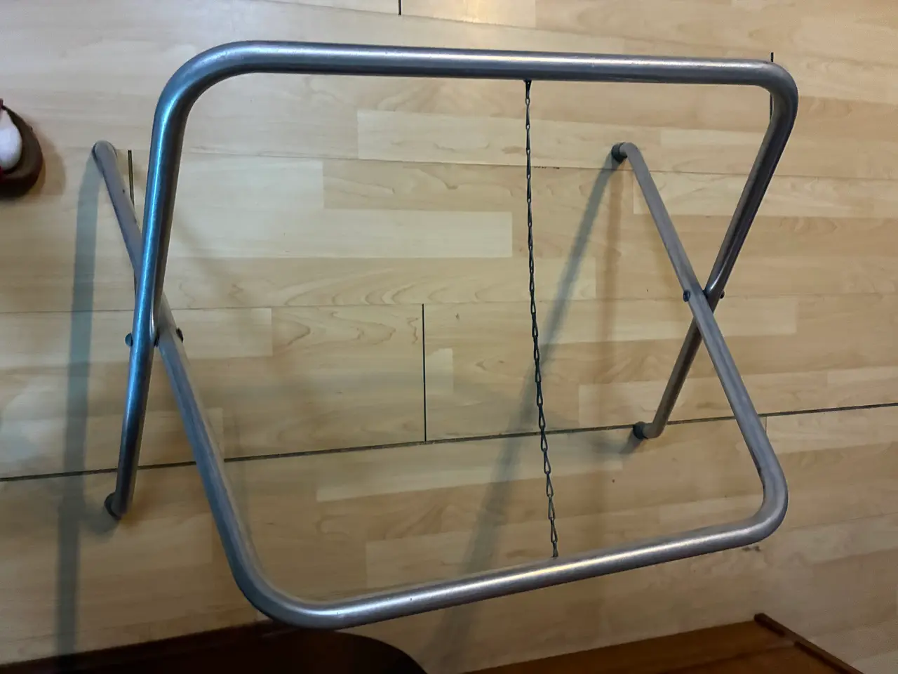 Billede 8 - Bakkebord med stålben 