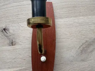 Fin lille retro lampe i teak