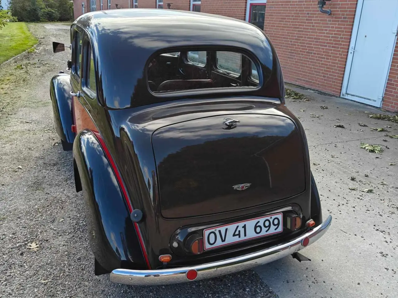 Billede 4 - "Giv et bud på" Morris 10, fra 1939