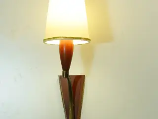 Vintage dansk teaktræ/messing væglampe fra 1960er