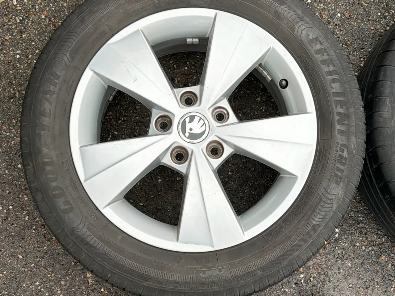 Billede 9 - Skoda alufælge til salg