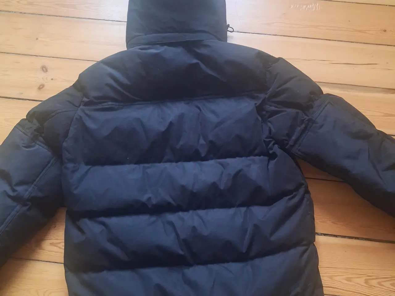 Billede 3 - Hugo boss vinterjakke
