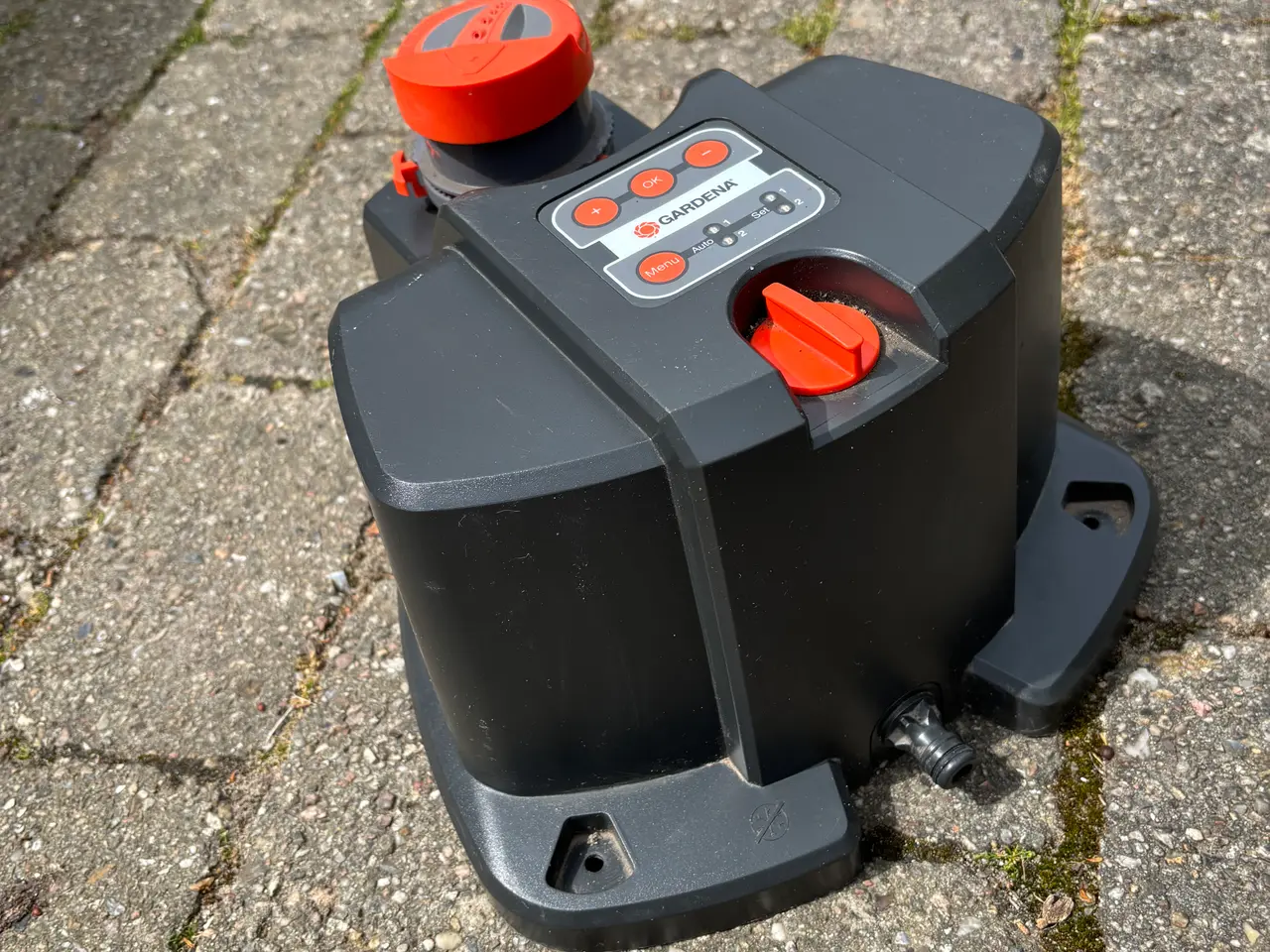 Billede 2 - Gardena computer styret havevander.