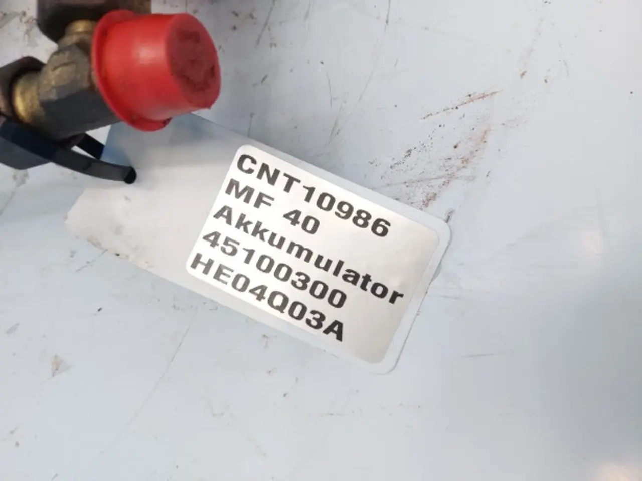 Billede 10 - Massey Ferguson 40 Akkumulator 45100300