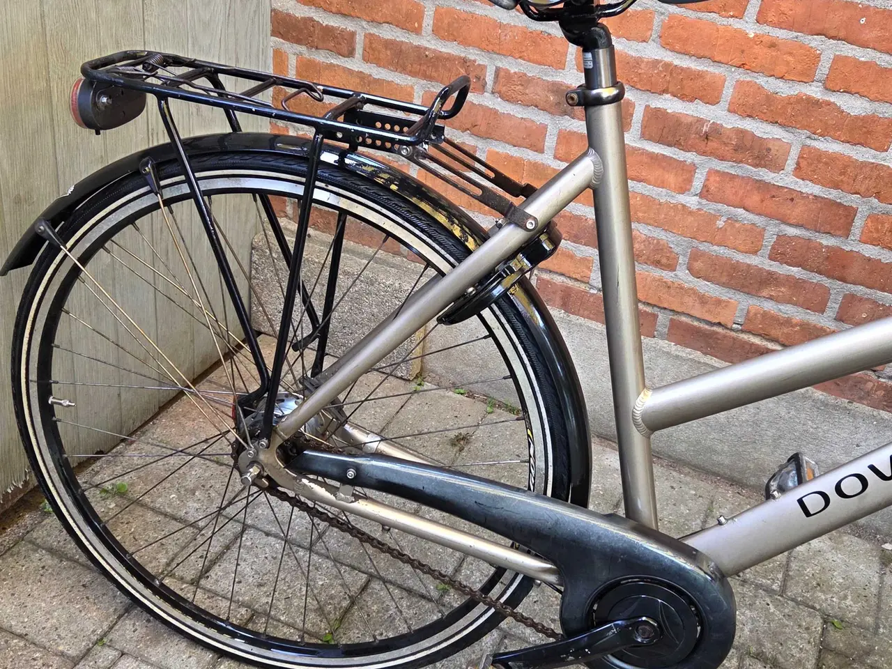 Billede 4 - DOWNTOWN 28"  58 cm høj 7 gear  