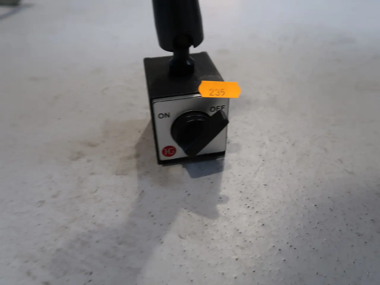 Billede 2 - Magnet med måleur
