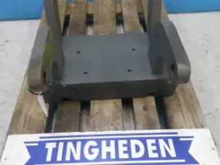 Fendt 718 Frontvægt Ramme 0070023100000