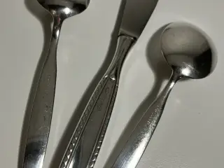 Pikant pletsølv bestik