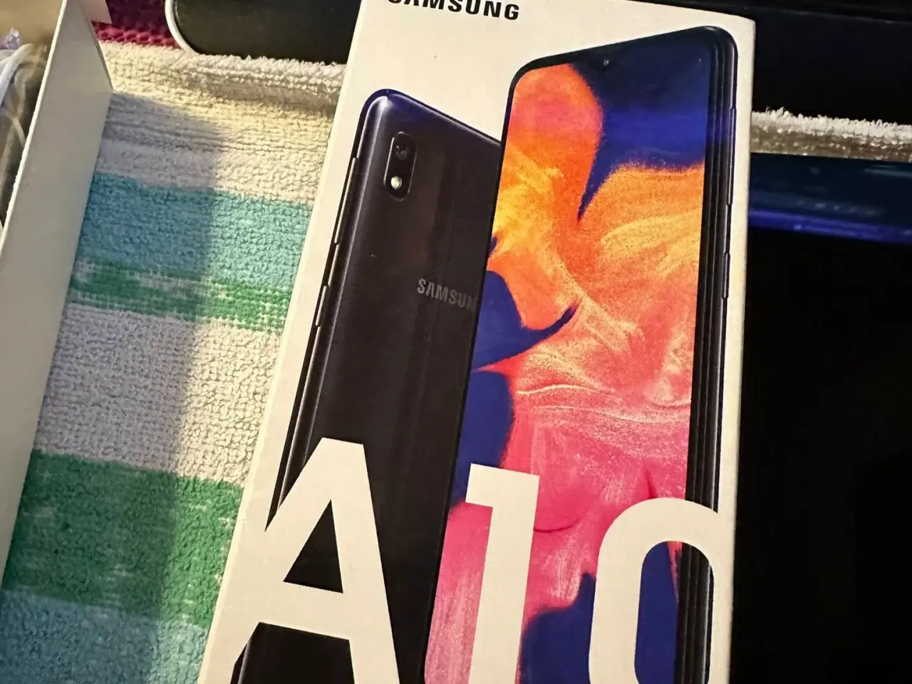 Billede 1 - Samsung A 10 skal være væk nu s d 17 dec