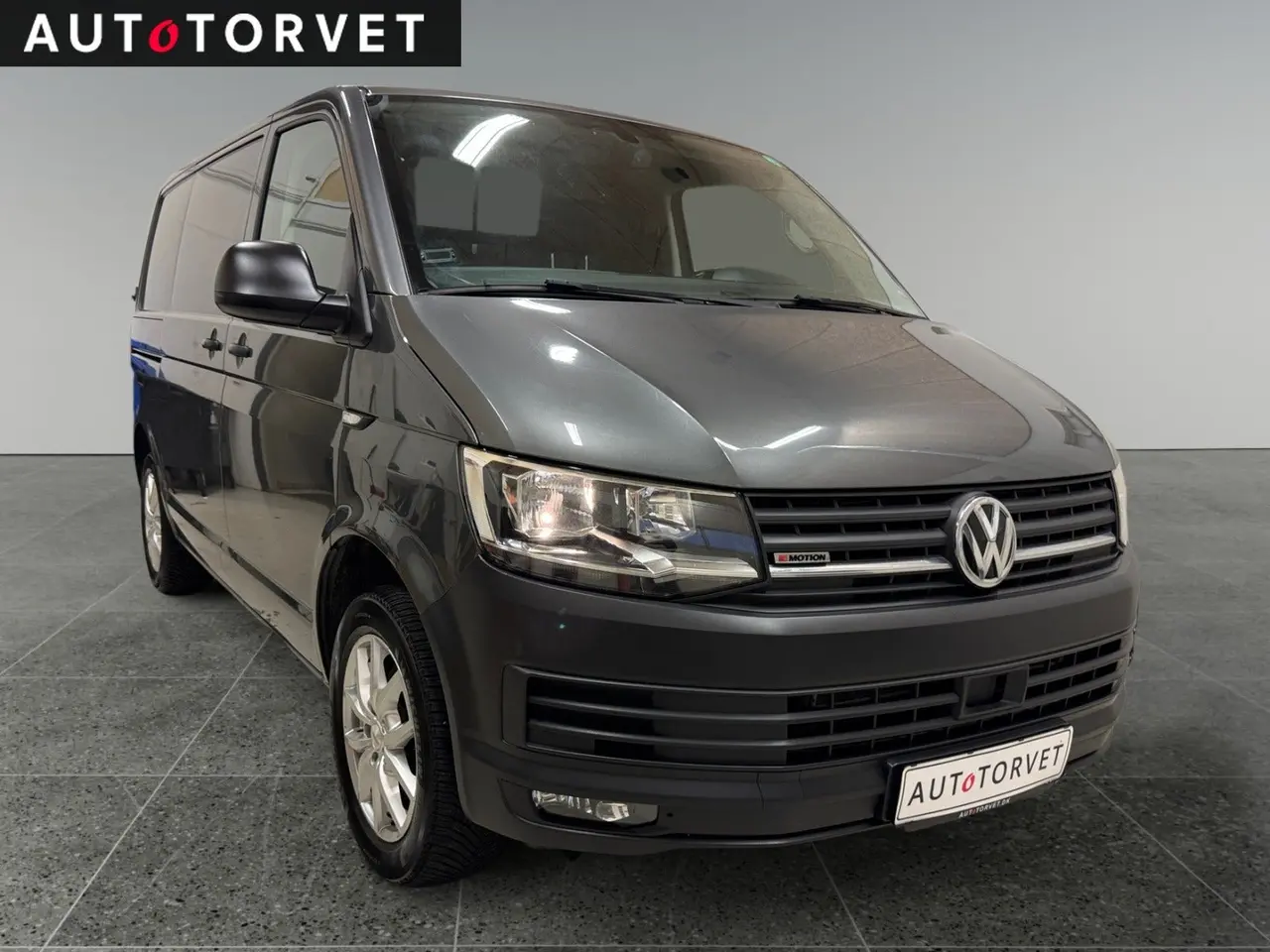 Billede 2 - VW Transporter 2,0 TDi 204 Kassevogn DSG 4Motion kort