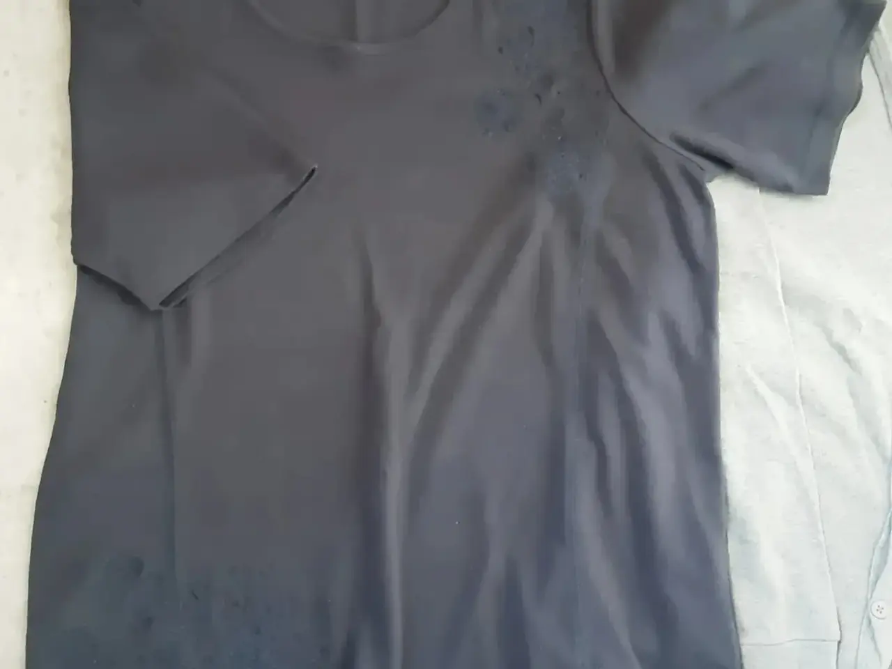 Billede 4 - Bukser/t-shirt/cardigan sæt. Str. 38.- 40.