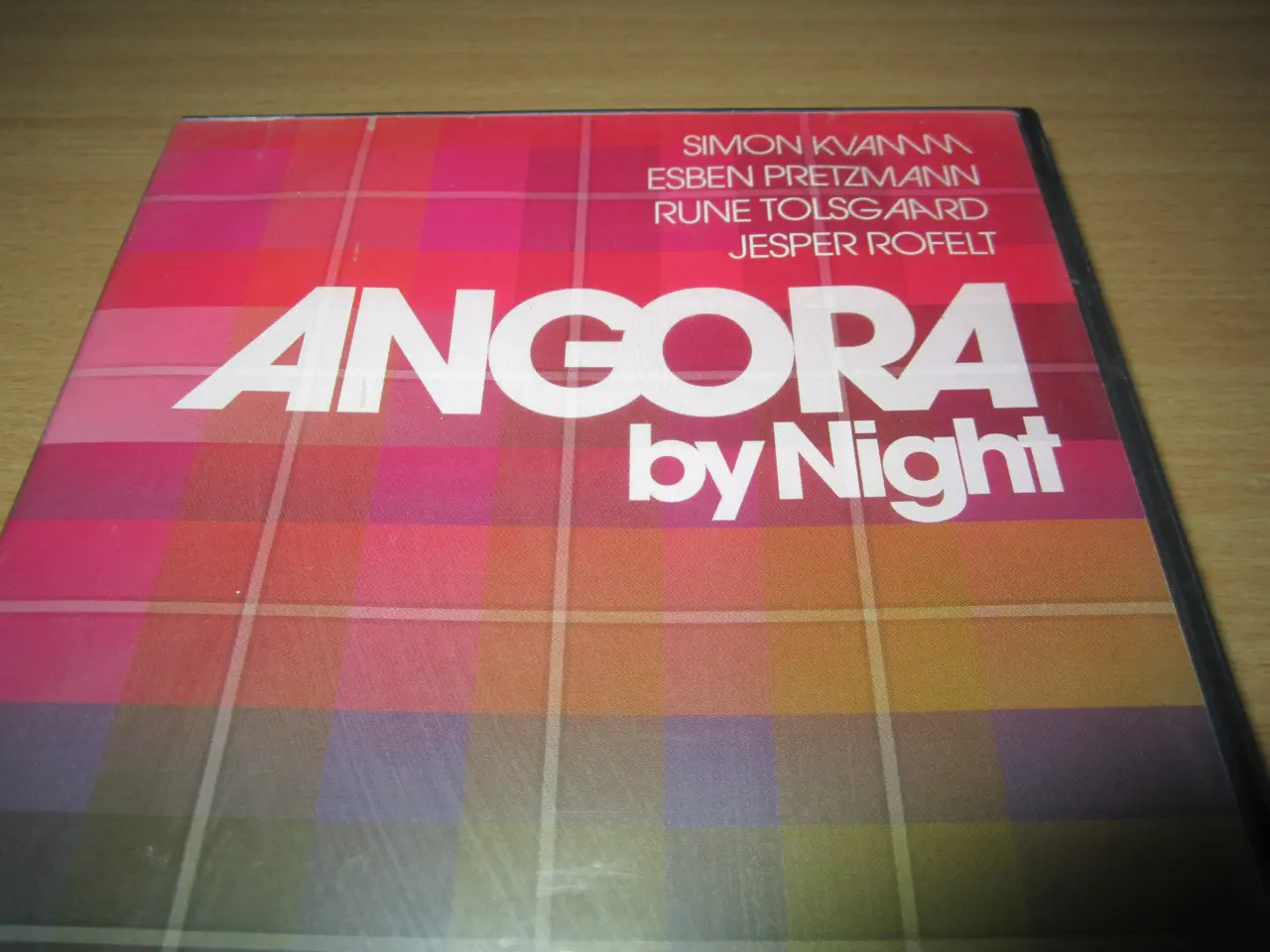 Billede 1 - ANGORA BY NIGHT. BYD.