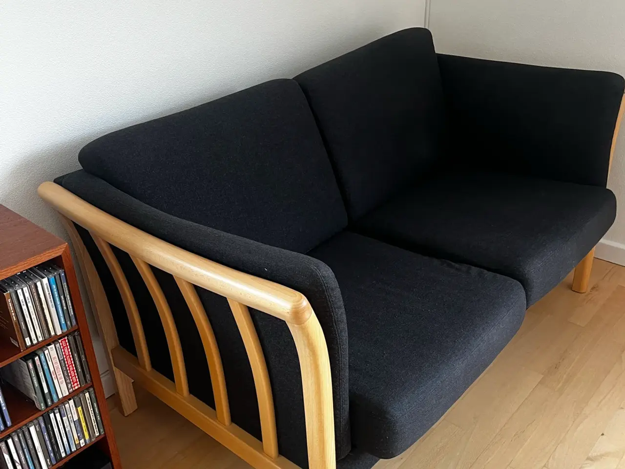 Billede 2 - Sofa i bøg natur, massiv lakeret