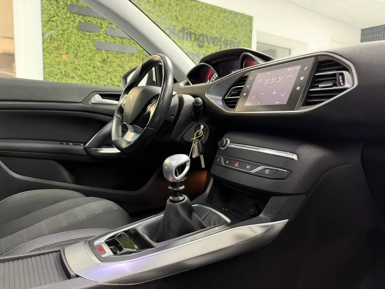 Billede 9 - Peugeot 308 1,2 PureTech Selection Sky 130HK 5d 6g