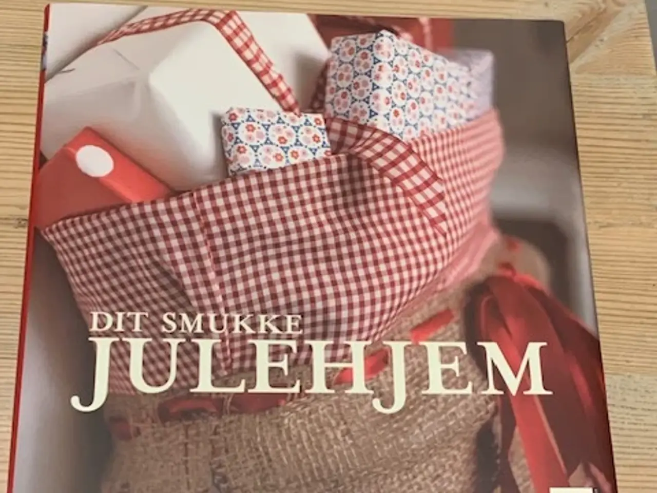 Billede 1 - Jul - Dit smukke julehjem - inspiration til julen